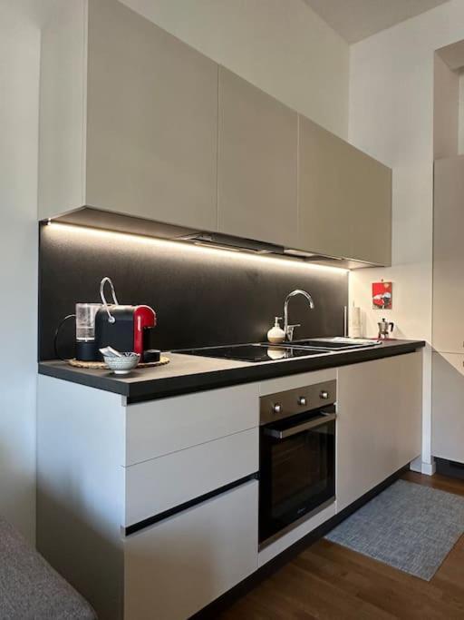 Nolo62, A Nifty Flat In Milan Apartment Bagian luar foto